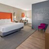 Отель La Quinta Inn & Suites by Wyndham Orange County Airport, фото 10