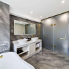Отель Howard Johnson by Wyndham Lake Serenity Hot Springs Xichang, фото 9