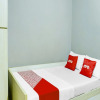 Отель OYO Life 91205 Rindang Guesthouse Syariah, фото 11