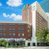 Отель DoubleTree by Hilton Charlotte City Center в Шарлотте