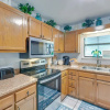 Отель Fort Walton Beach Cottage w/ Patio & Hot Tub!, фото 17