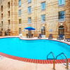 Отель Hampton Inn Newberry-Opera House, фото 13