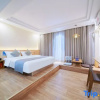 Отель Jinying Theme Hotel (Boruo Overseas Chinese Middle School Rainbow Plaza), фото 3