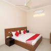 Отель Rajshri by OYO Rooms, фото 2