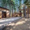 Отель Homewood by Avantstay Amazing Family Cabin w/ Hot Tub & Sauna, фото 22