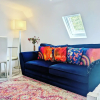 Отель Small 1-bed Apartment in London, фото 3