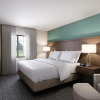 Отель Staybridge Suites Detroit Southfield, an IHG Hotel, фото 3