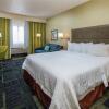 Отель Hampton Inn & Suites Vacaville-Napa Valley, фото 12