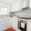 Отель Modern 2 Bedroom Apartment in Stockwell, фото 9