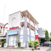 Отель RedDoorz @ Citraland Surabaya, фото 1
