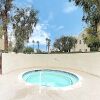 Отель Chic W/ Pool, Balcony 1 Block To El Paseo! 2 Bedroom Condo, фото 11