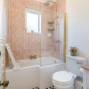 Отель Romantic 1-bed House in Whitstable Real gem !, фото 6