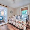 Отель Charming Waynesville Cottage < 2 Mi to Main St, фото 3