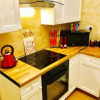 Отель Glasgow City Centre Flat with River Views and Parking, фото 3