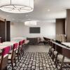 Отель DoubleTree by Hilton Toronto Airport West, фото 23