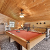 Отель Smoky 2 Bedroom Cabin, фото 14