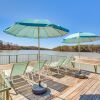 Отель Lake Hartwell Retreat w/ 2-tier Dock & Boat Slip!, фото 32