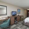 Отель Hampton Inn & Suites Cincinnati-Union Center, фото 48