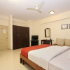 Отель OYO 4252 Hotel Pleasant Moments, фото 4