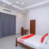 Отель OYO 456 Owinmo Hotel & Reception Hall, фото 3