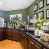 Отель Sleep Inn and Suites, фото 28