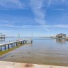 Отель Stylish Galveston Home < 1 Mi to Beach, Bay Access, фото 19