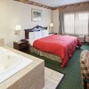 Отель Country Inn & Suites by Radisson, Elkhart North, IN, фото 3