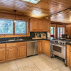 Отель Log  W/ Hot Tub, Billiards & Mt. Tallac Views 4 Bedroom Home, фото 4