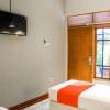 Отель OYO 1673 Hotel Taman Mangkubumi Indah, фото 7