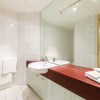 Отель GEM, 1BDR Melbourne Apartment, фото 9