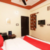 Отель OYO 26815 Hotel Sweet Night, фото 10