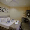 Отель Capital O 729 Oak And Stone Bed And Breakfast, фото 27