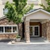 Отель Microtel Inn & Suites by Wyndham Perimeter Center в Сэнди-Спрингсе