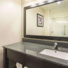 Отель La Quinta Inn & Suites by Wyndham Clifton Park, фото 4