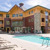 Отель Sunstone Lodge at Mammoth Lakes, фото 1