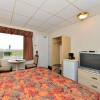 Отель Canada's Best Value Inn & Suites, фото 2