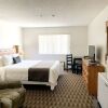 Отель Burke Inn Motel & Suites, фото 24