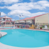 Отель Super 8 by Wyndham Kerrville TX, фото 10