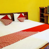 Отель OYO 91573 Hotel Family Blitar, фото 4