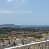 Отель Summer Breeze Penthouse with large Terrace and Hot Tub by Getaways Malta, фото 18
