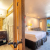 Отель Style Room in The Timber Creek Lodge by RedAwning Save 10% on 3 Nights, 15% on 5 Nights!, фото 13