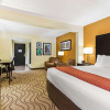 Отель La Quinta Inn & Suites by Wyndham Tampa North I-75, фото 6