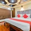 Отель OYO 23063 Luxury Meghavarsham 5BHK, фото 6