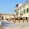 Отель Welcoming Holiday Home In Lazise With Garden, Near Lake Garda, фото 10