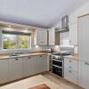 Отель St Mary's View - Luxury Lodge, Short Walk to Beach, Parking, фото 3