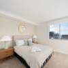 Отель The Shoal Apartments, Unit 304/4-8 Bullecourt Street, фото 3