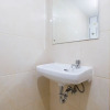 Отель Comfort and Strategic Studio at Springlake Summarecon Bekasi Apartment, фото 7