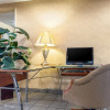 Отель Econo Lodge Inn & Suites Evansville, фото 11