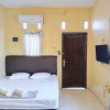 Отель Risqia Homestay Syariah by Cocotel, фото 19
