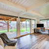 Отель Stylish Bellingham Home w/ Lake + Mountain Views!, фото 16